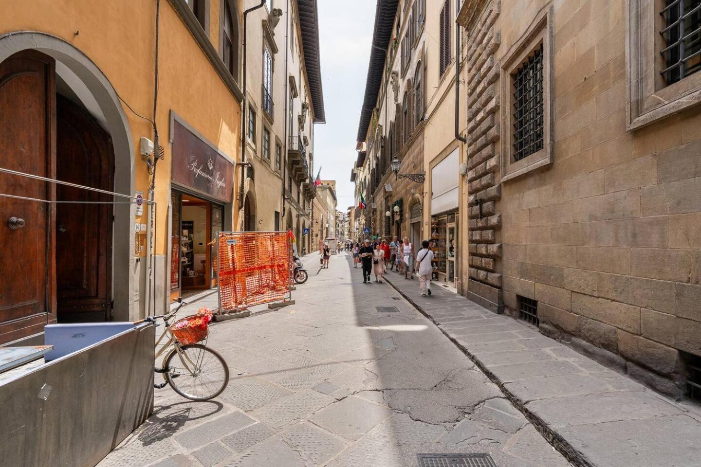 And Quiet Loft 5 Minutes Walk From The Duomo Apartment Florence