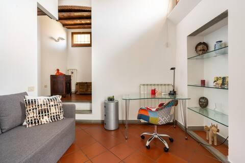 And Quiet Loft 5 Minutes Walk From The Duomo Appartement