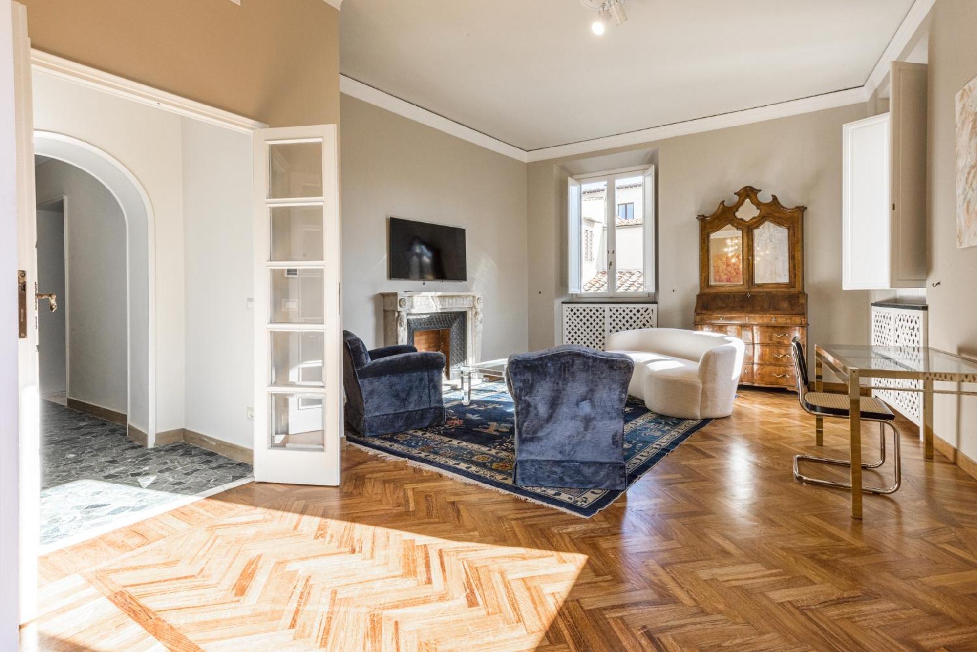 Apartment Penthouse In Piazza Della Signoria Duomo View Florence