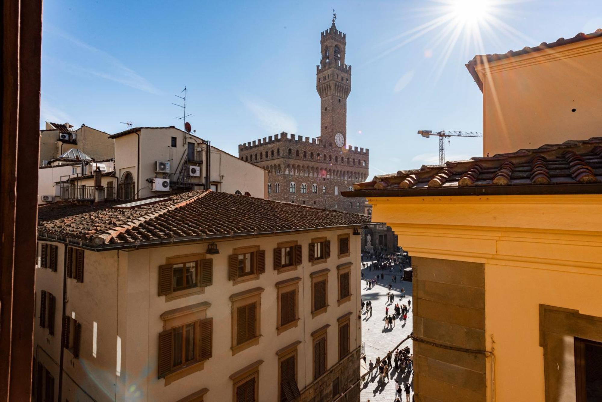Apartment Penthouse In Piazza Della Signoria Duomo View