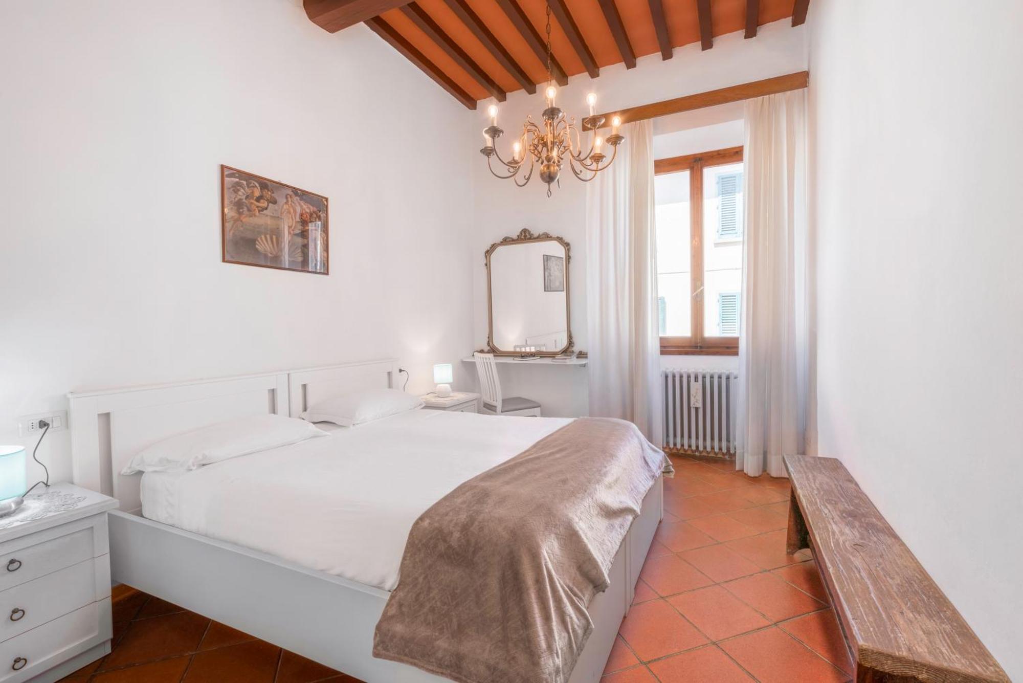 Chiara In Porta San Frediano Appartement Florence