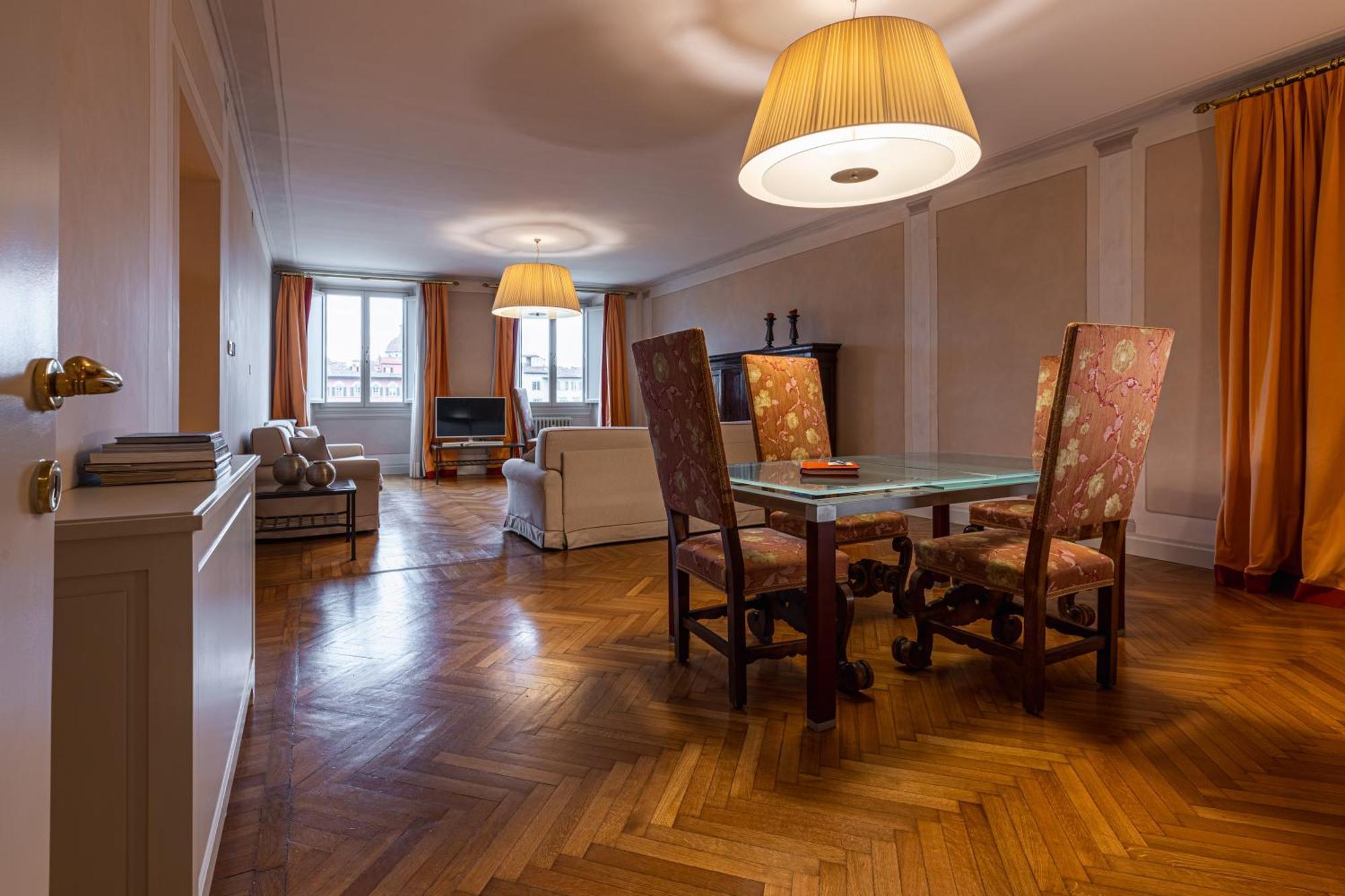 Antica Torre Tornabuoni Couette-café 4*