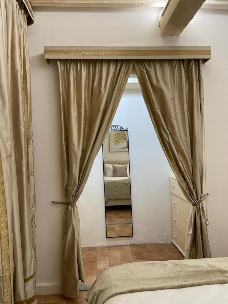 Elegant In Santo Spirito's Heart Florence