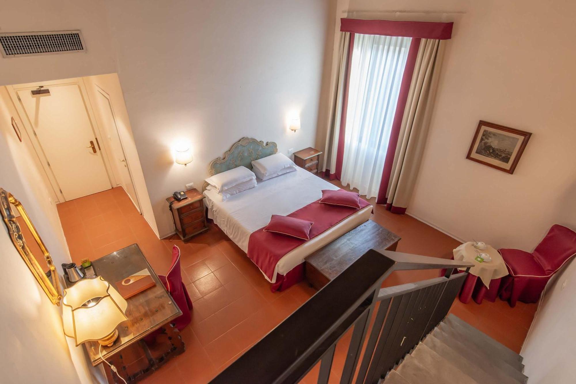Machiavelli Palace Hotel 3*