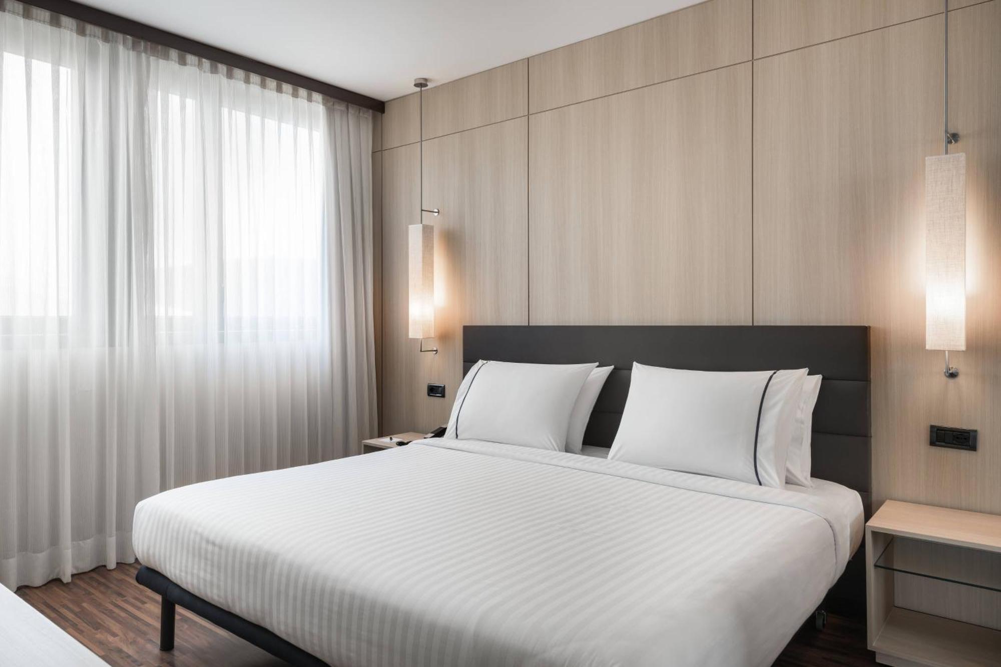 Ac By Marriott Florence