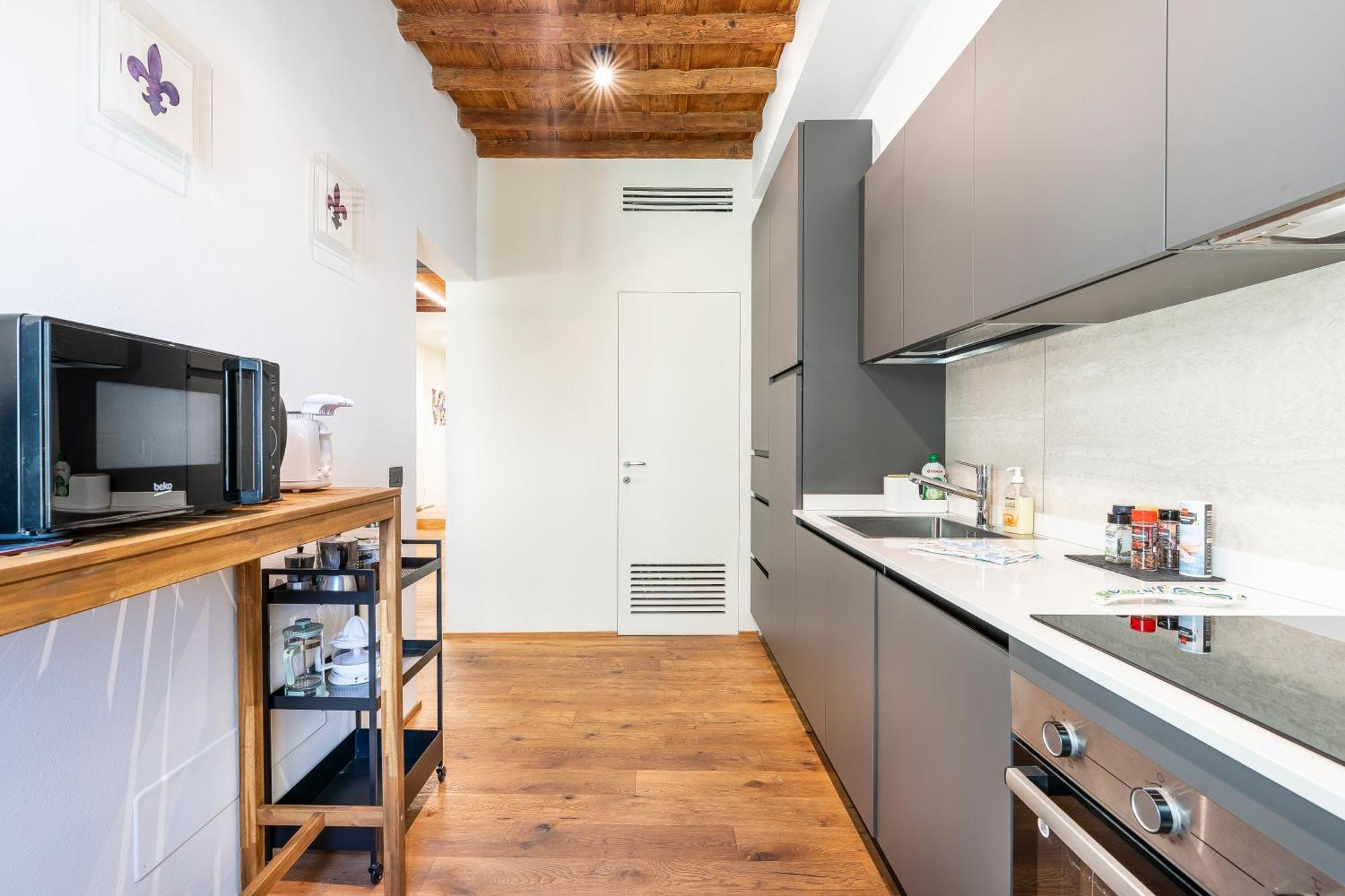 Oltrarno Deluxe, Florence