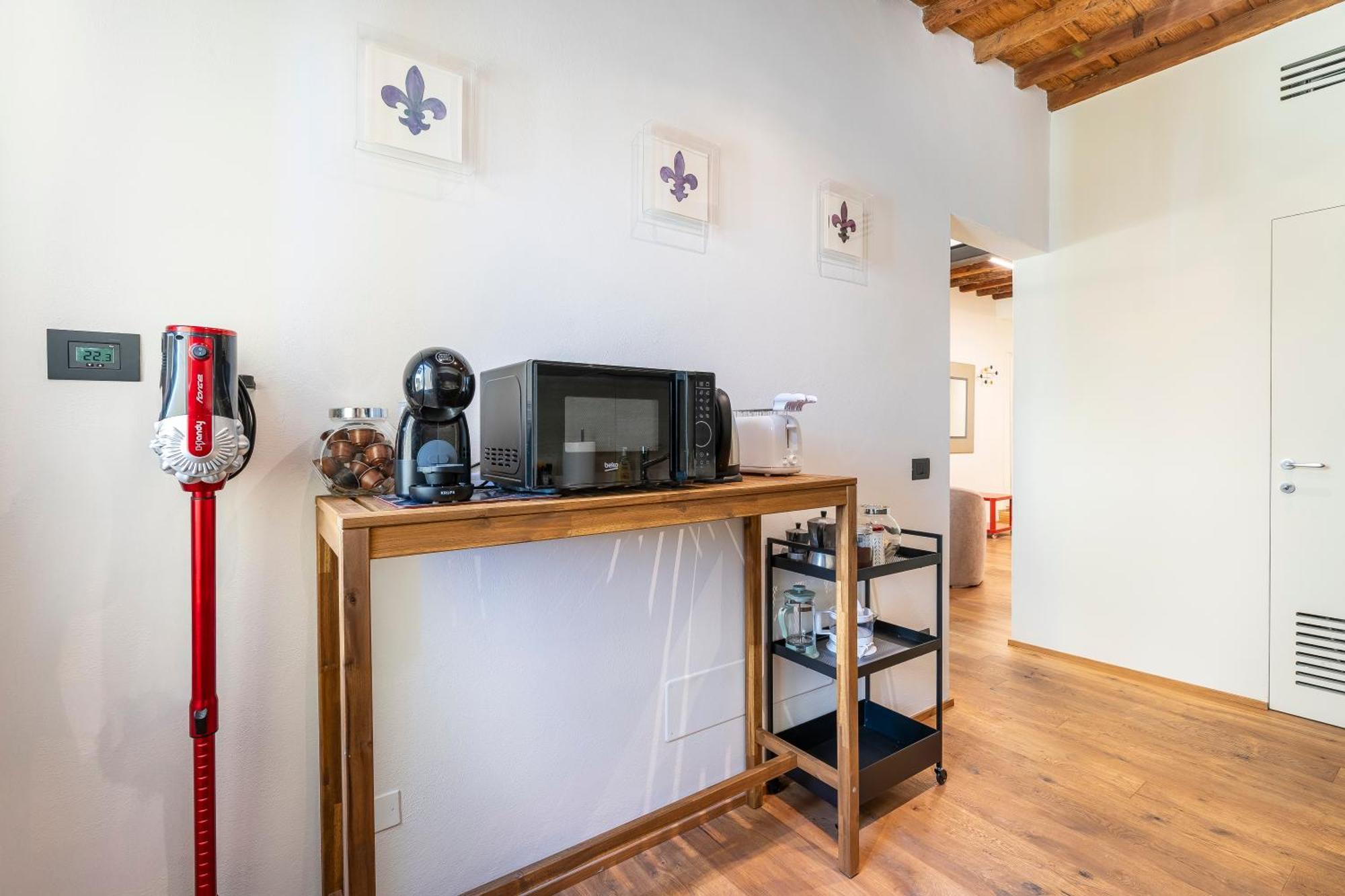 Oltrarno Deluxe, Florence