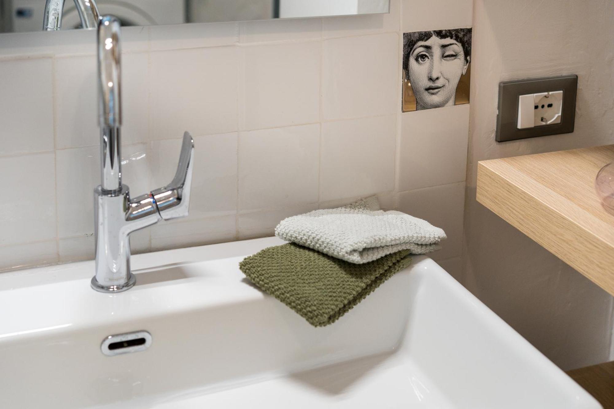 Ines Boutique - Polimoda Apartment Florence