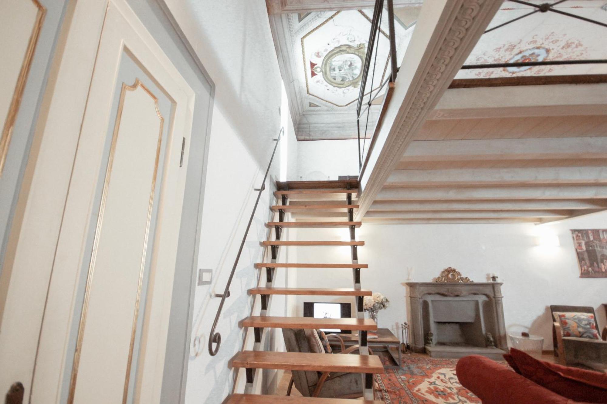 Elegant Loft Serragli Apartment Florence