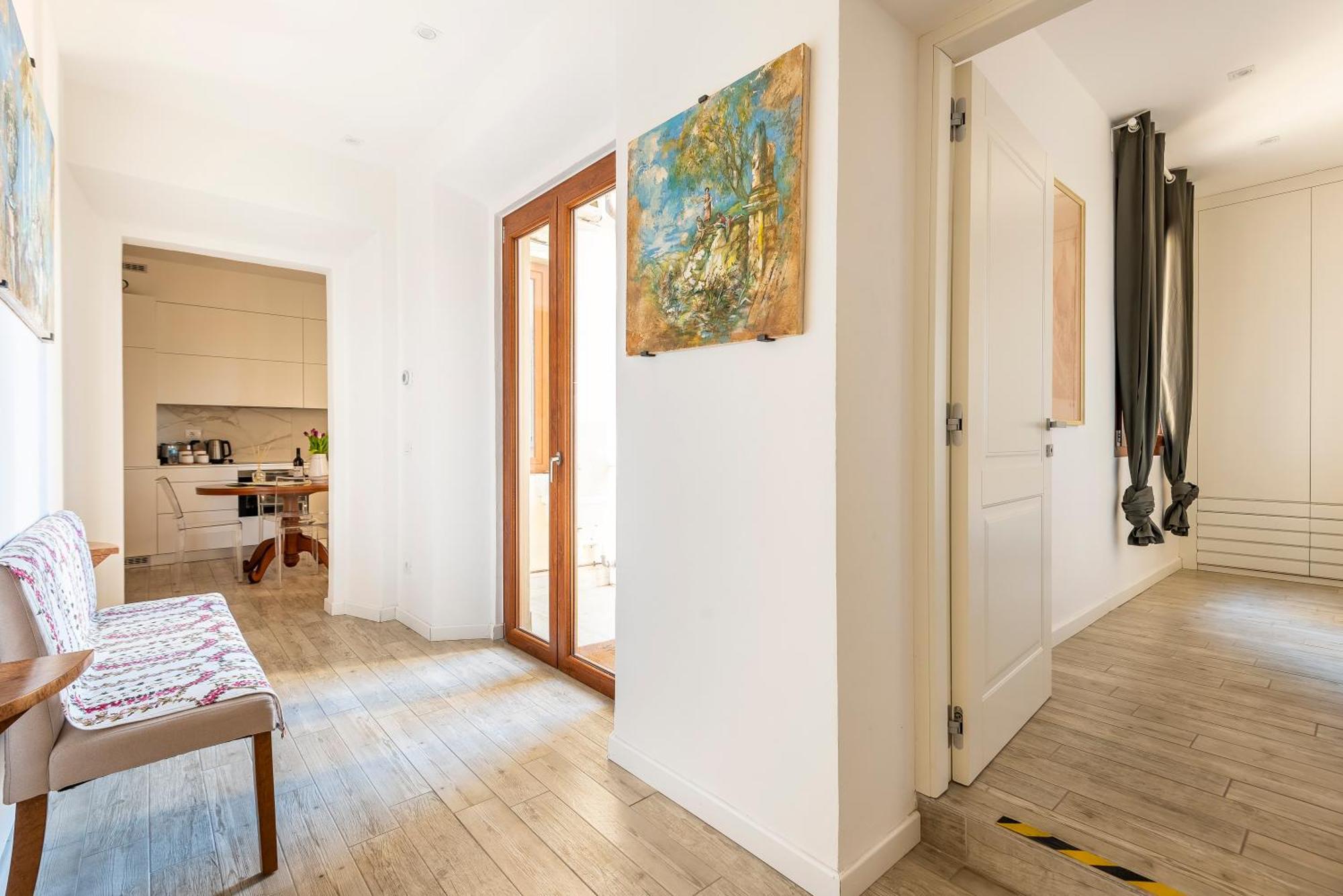 Dome House, Apartment