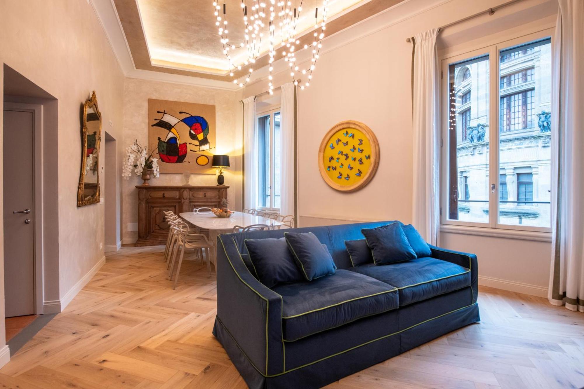 Palazzo Doni By Art *