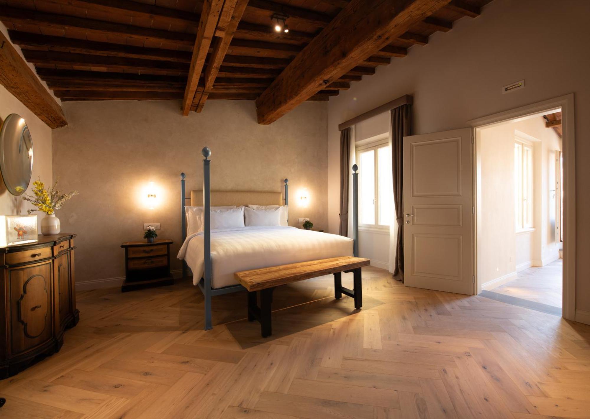 Palazzo Doni By Art * Florence