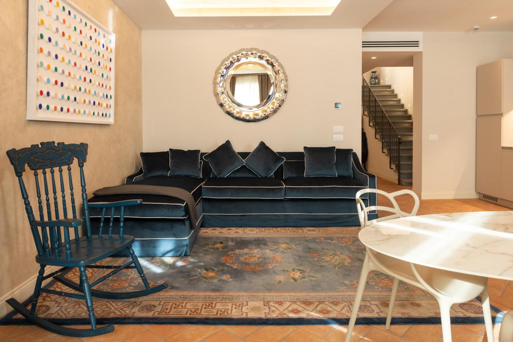 Palazzo Doni By Art * Florence