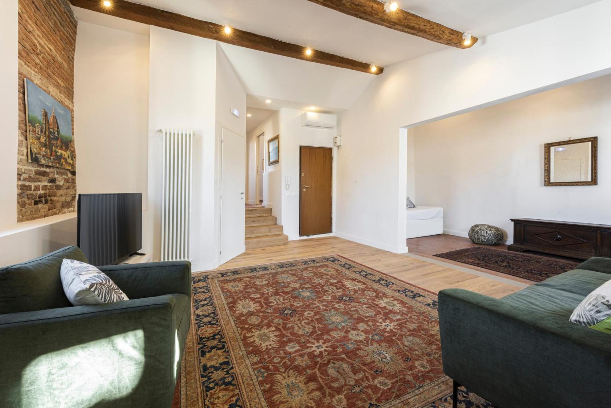Santa Maria Novella Penthouse By Mmega