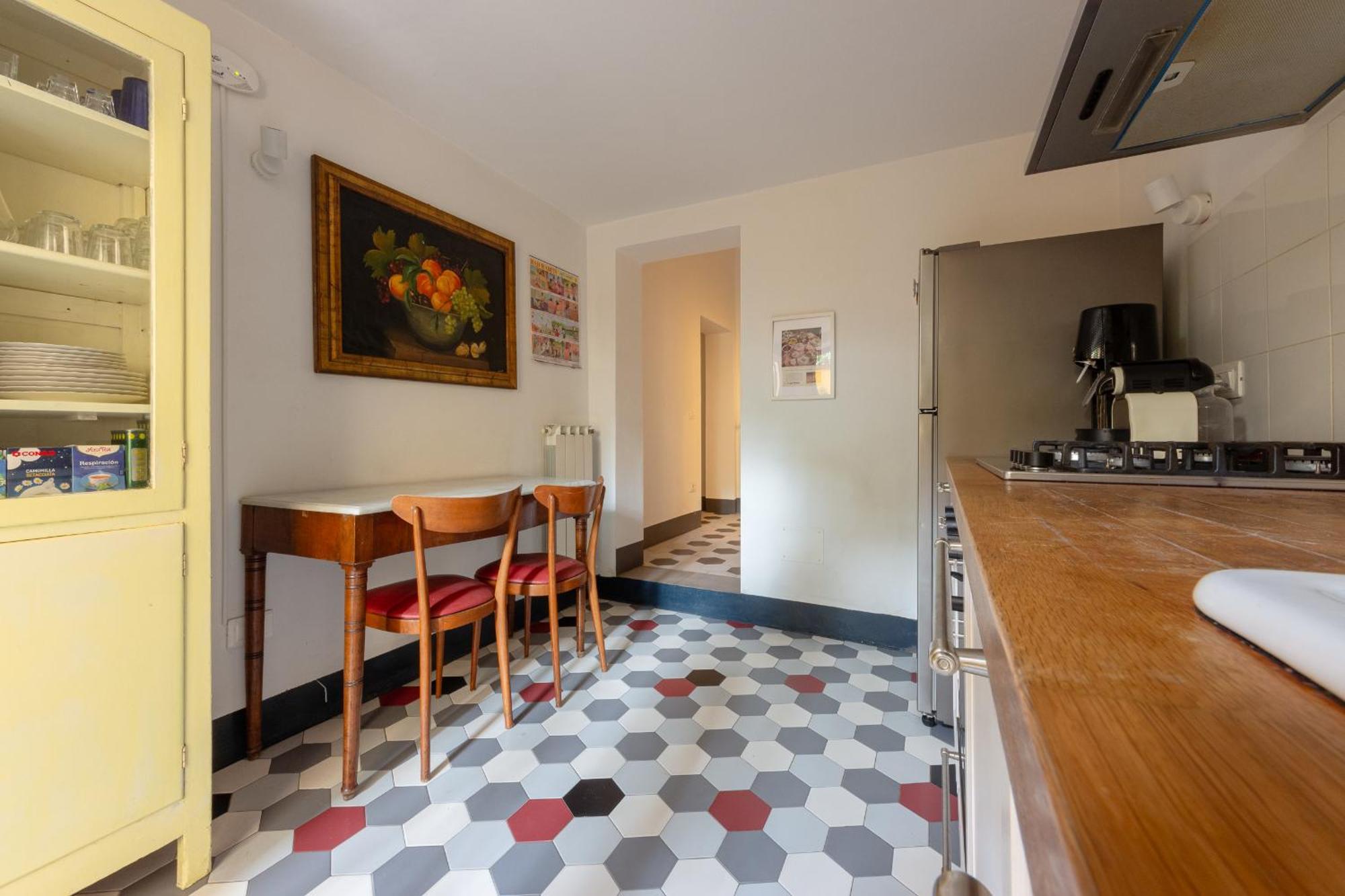One Bedroom With Patio N2 Apartment *