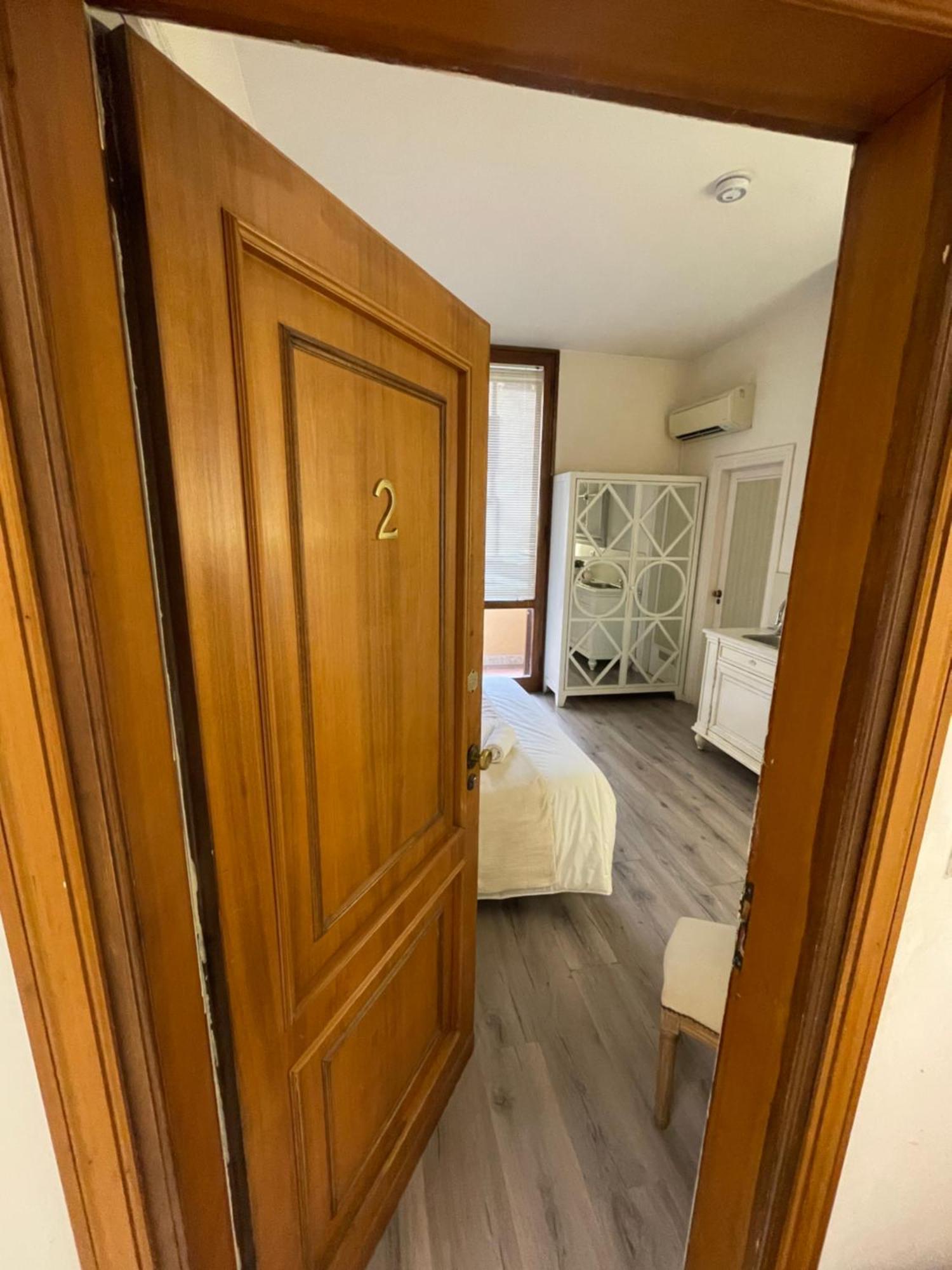Appartement Charming Next To The Duomo Florence