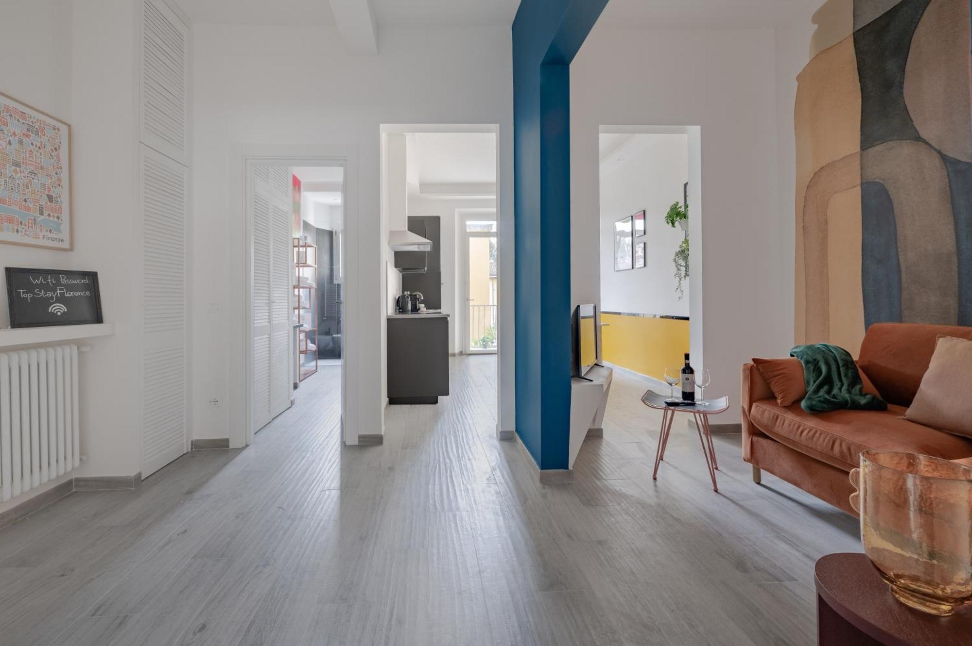 Via Pollaiolo, 55 - Charming - Comfort E Stile A 350mt Dal Tram! First Floor With Elevator And Car Places On Street Appartement Florence