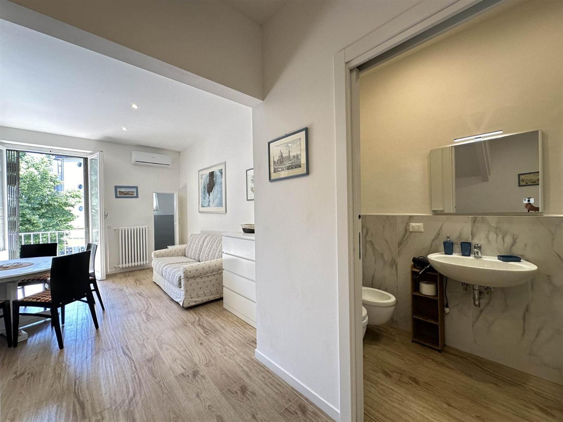 Apartment Borgo Verde-5 Minutes From The Station Florence