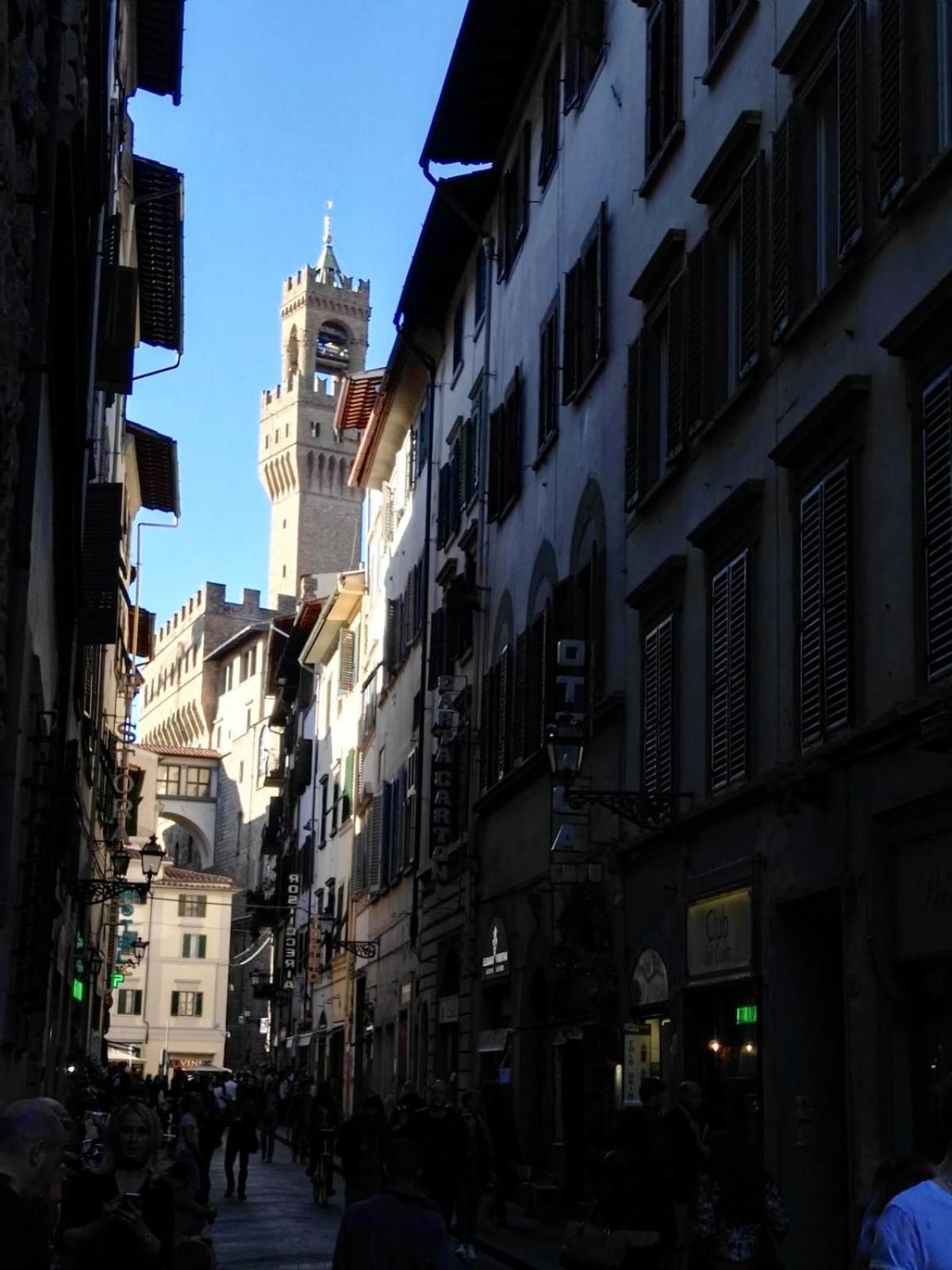Uffizi-ponte Vecchio Florence