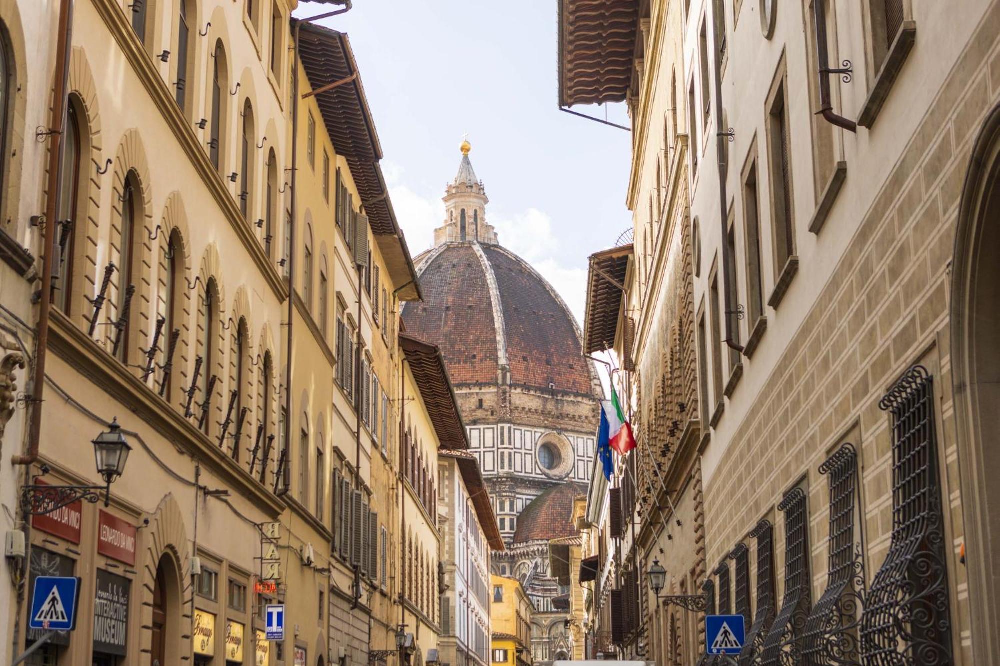 Duomo Sky Terrace Apartment *
