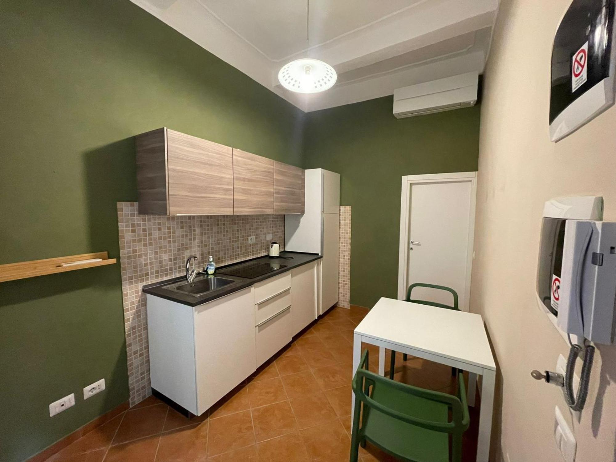 Castello D'altafronte 6 Apartment