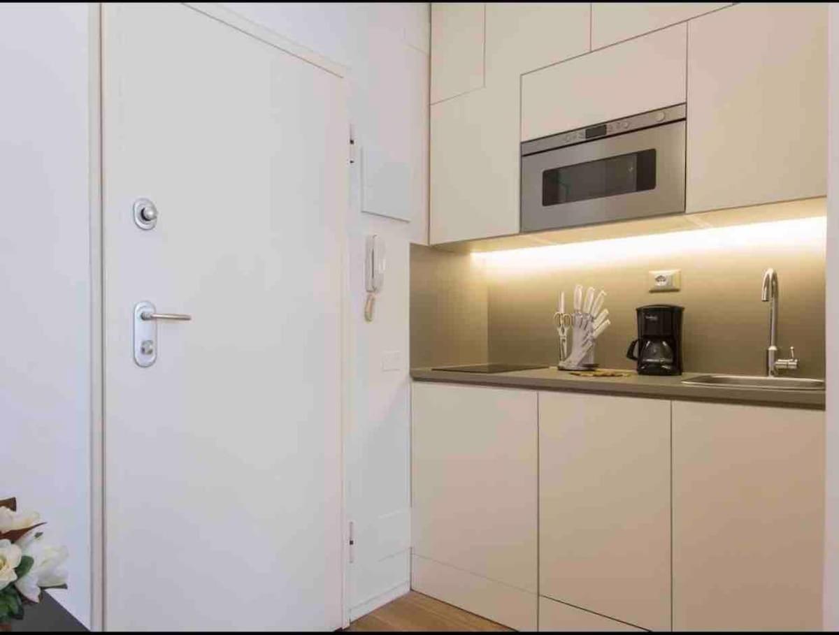 Apartment Signoria View- Scenic Overlooking Loft Florence