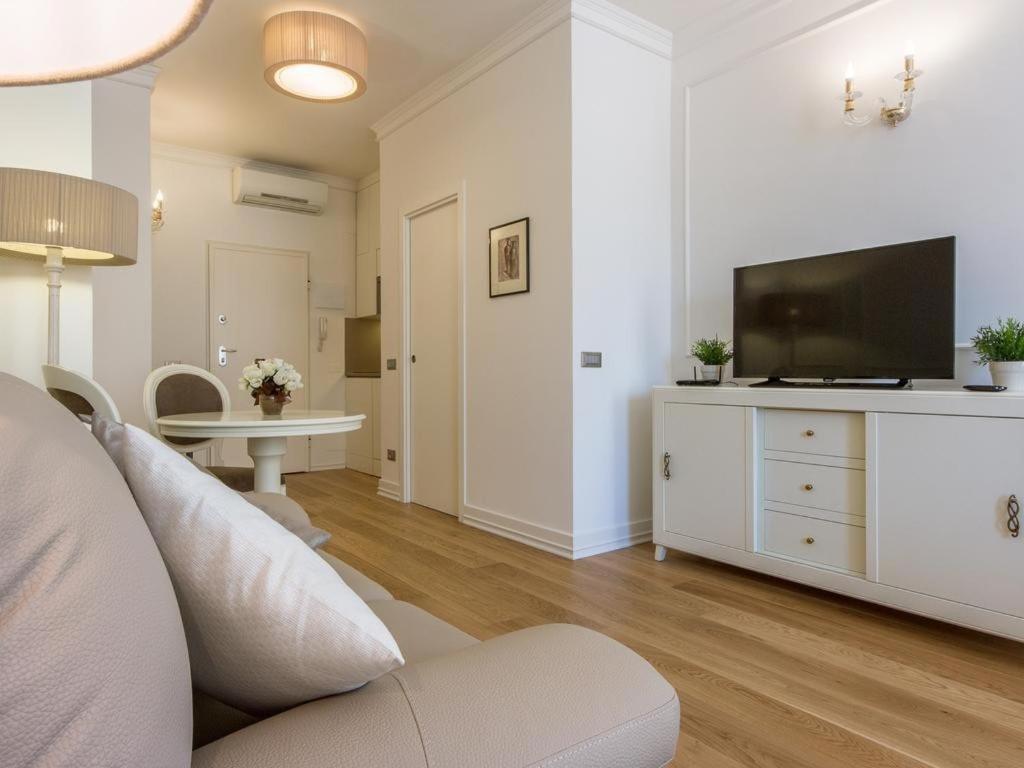 Signoria View- Scenic Overlooking Loft