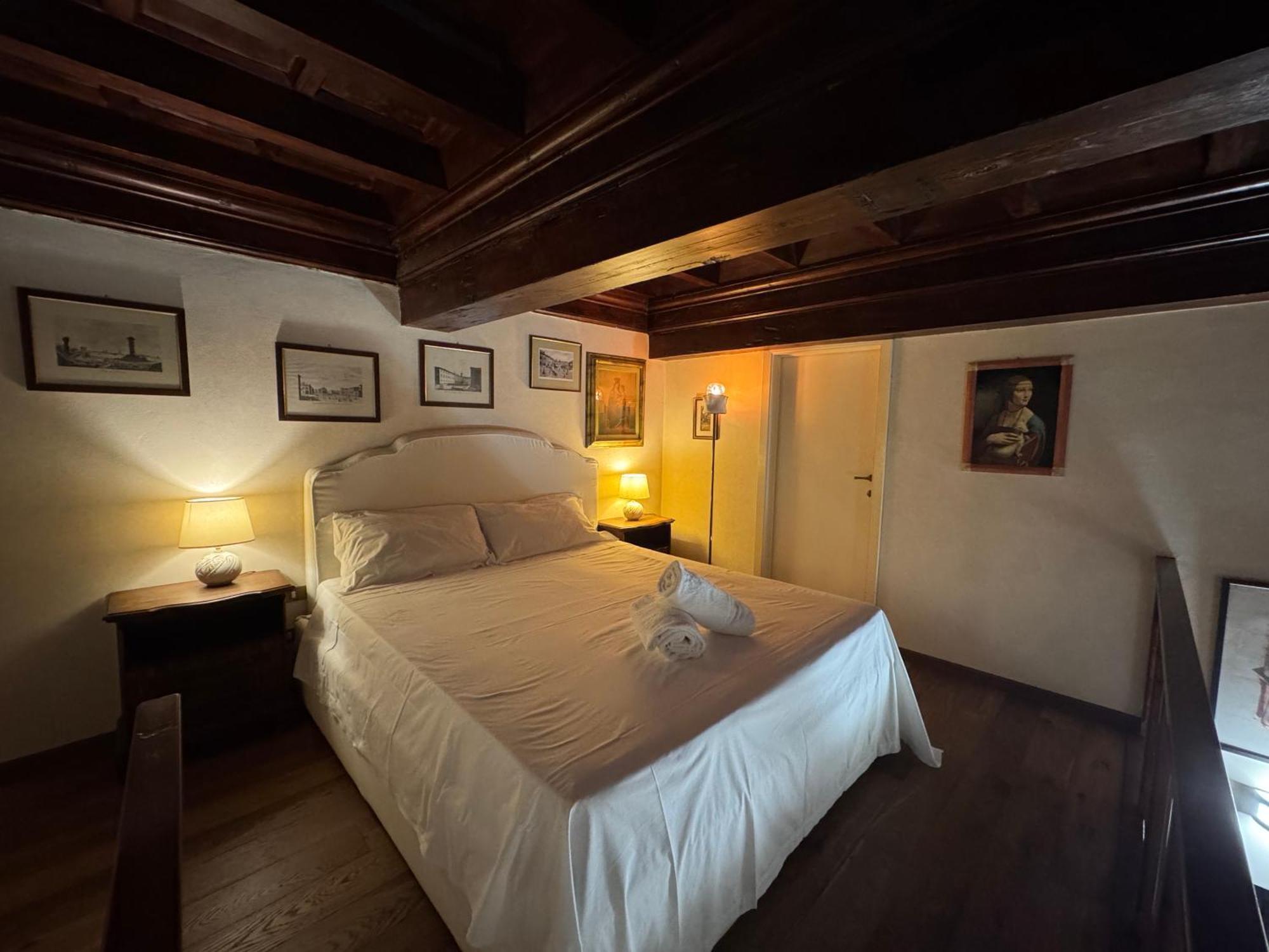 Brunelleschi - 14th Century Just 120 Steps From Cathedral - Intero * Florence