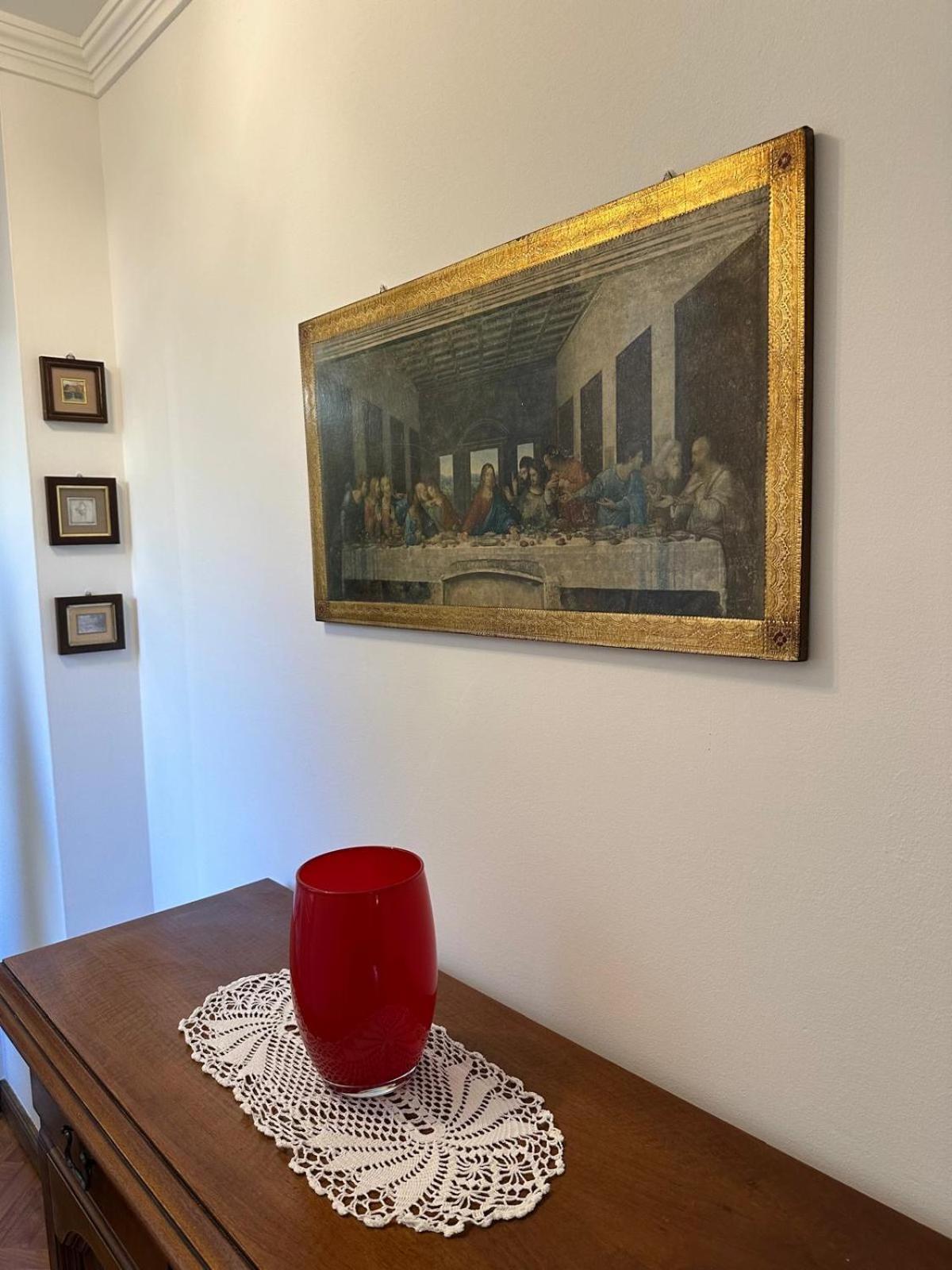 Elegant In A Historic Building, Just A Few Steps From The Duomo Apartment