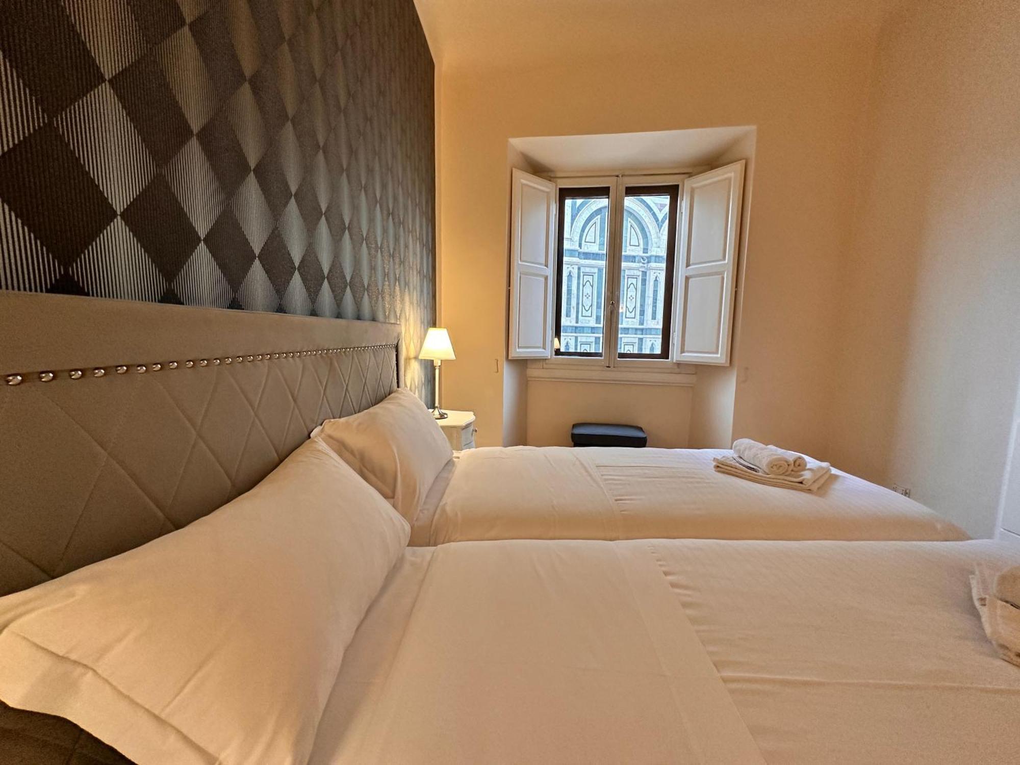 Duomo Royal Apartment Florence