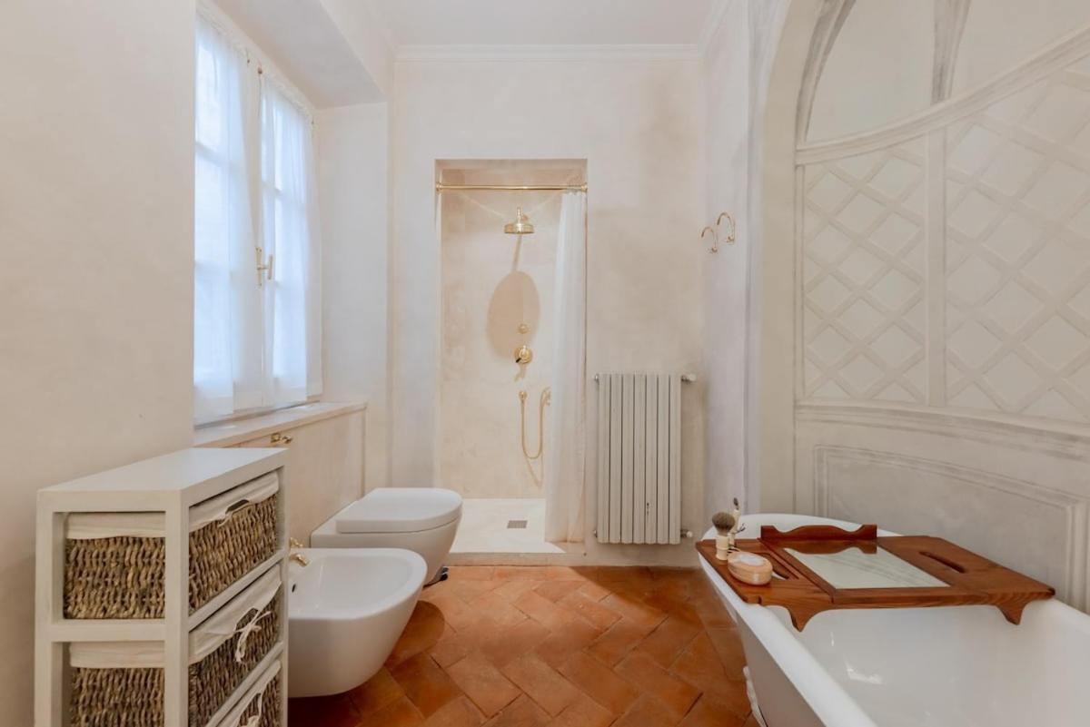 Apartment Palazzo Bartolommei Dimora Storica Centralissima