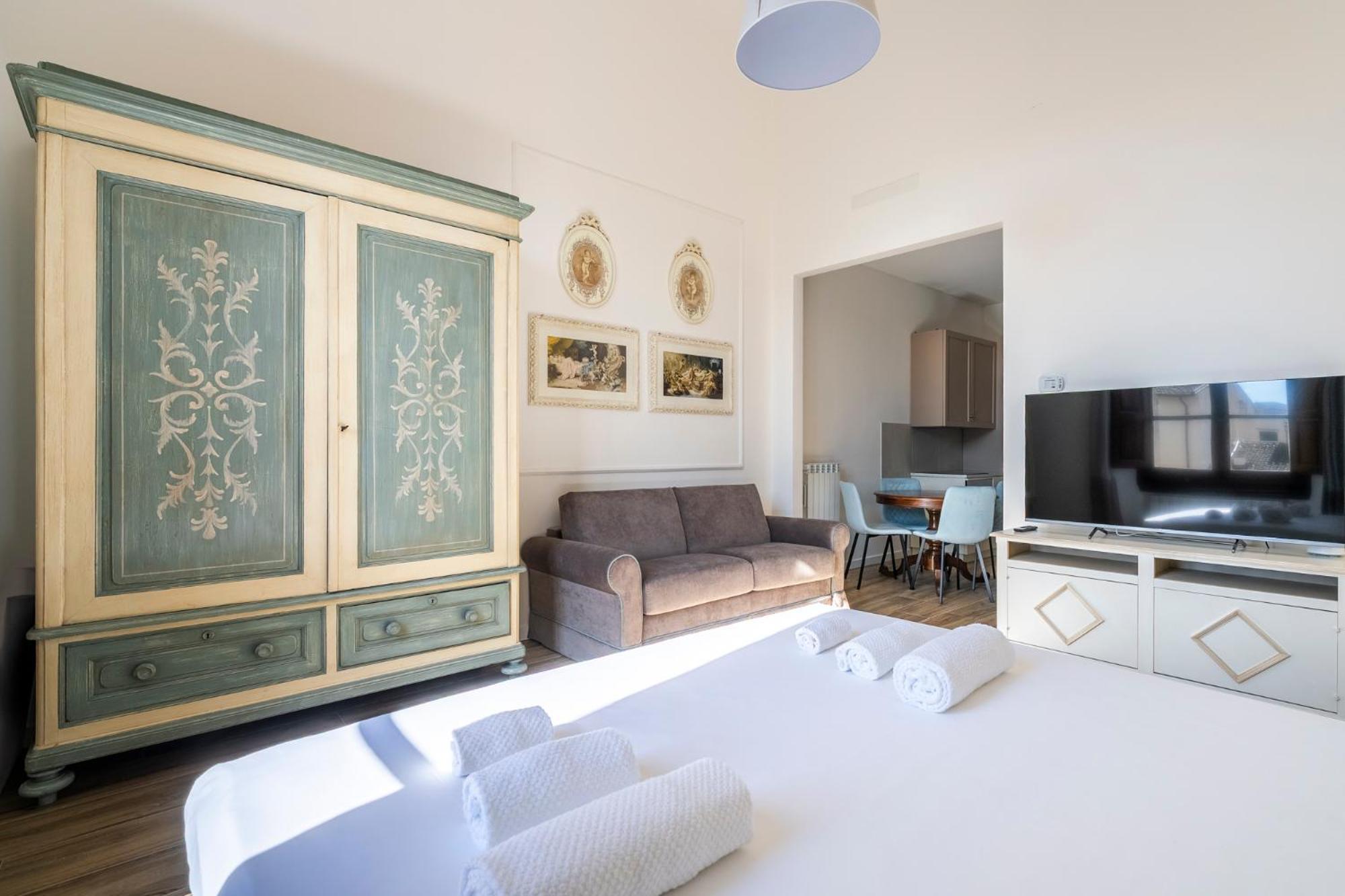 Grand Royal Apartment *