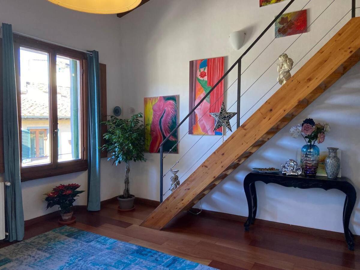 Apartment Charming Portion Of In Oltrarno Area *