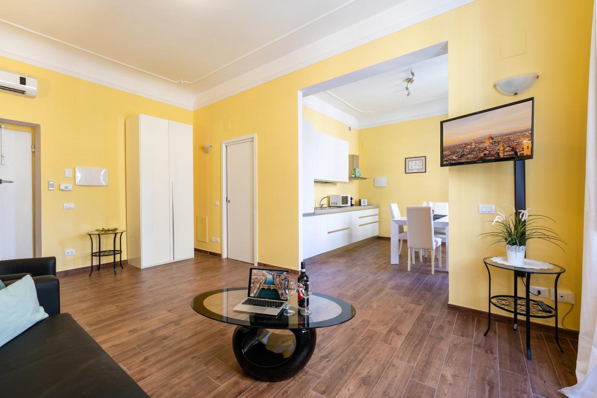 Maison Louise Apartment