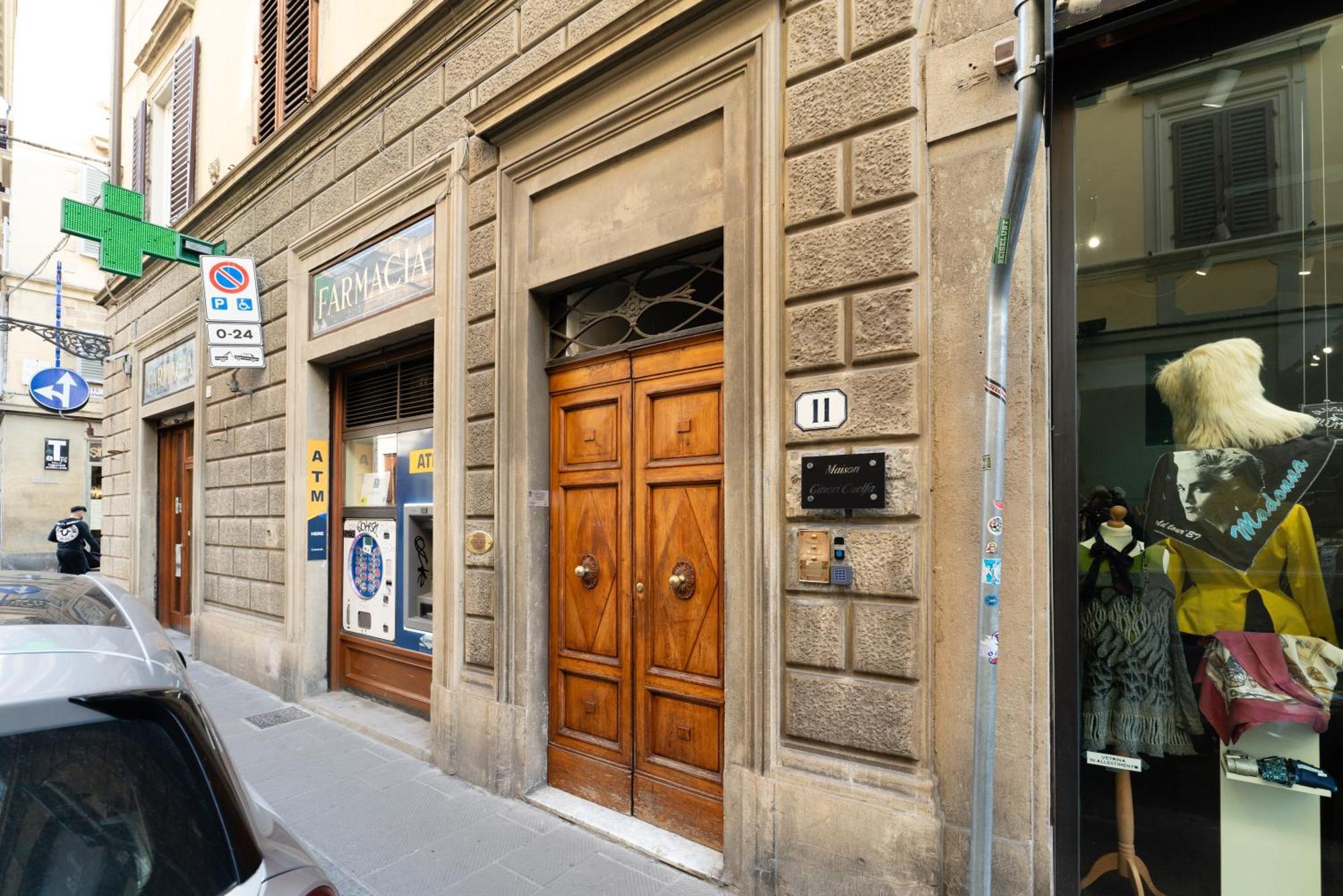 Apartment Maison Louise Florence