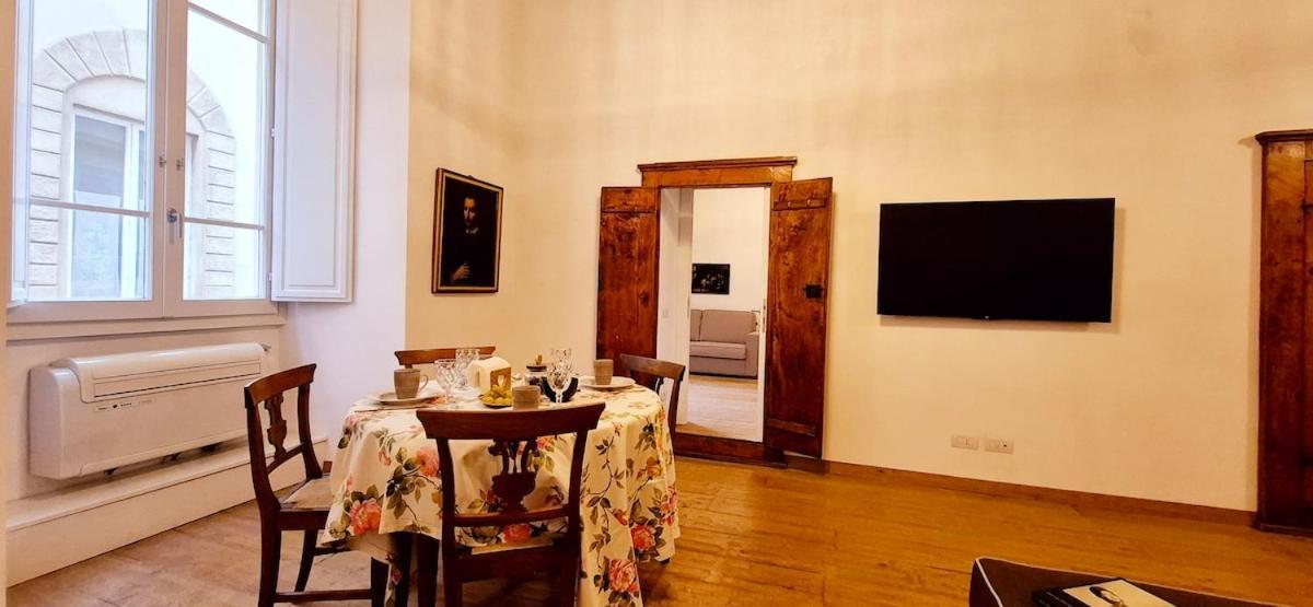 Signoria Private Apartment Florence