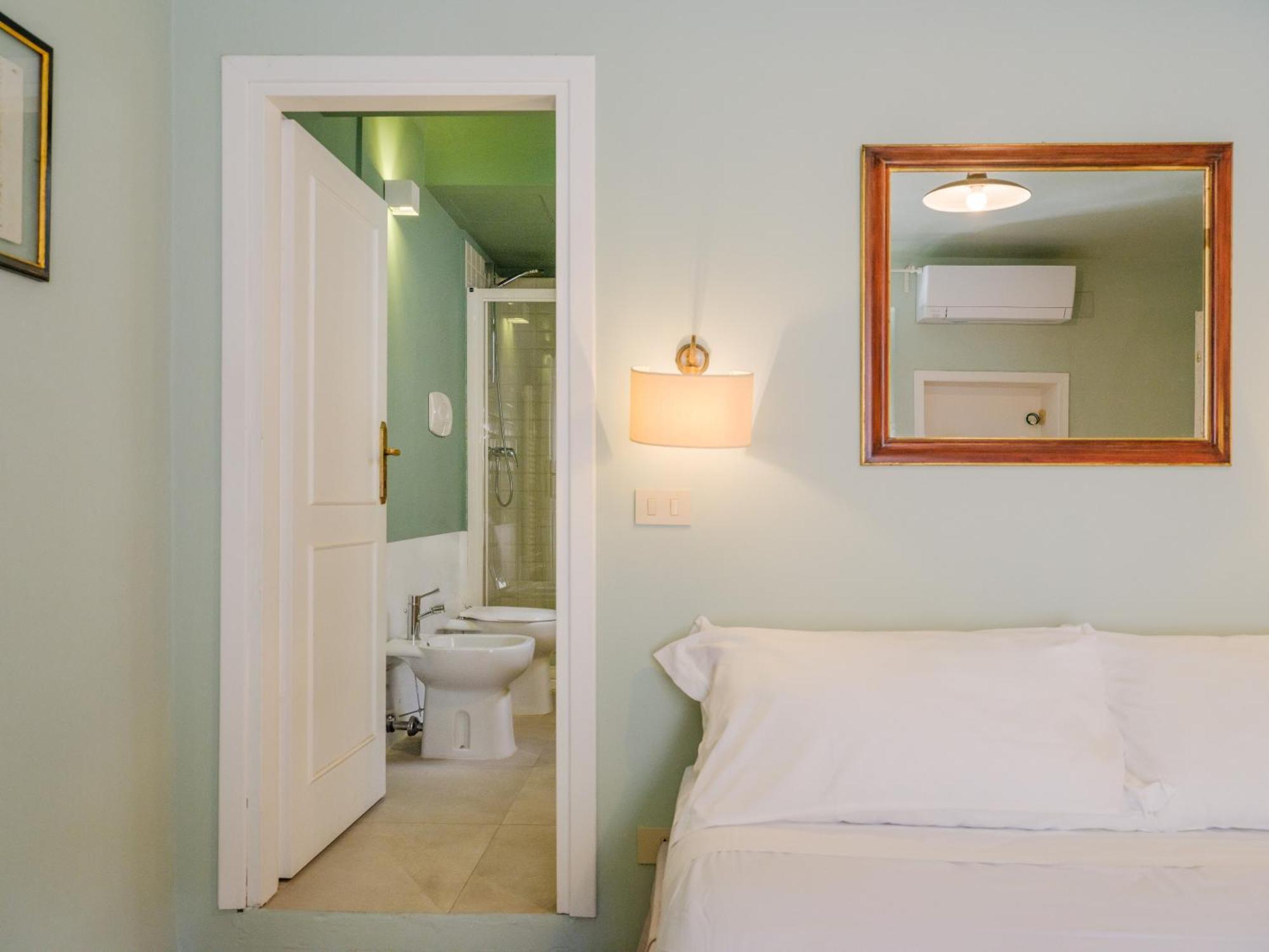 Apartment Nugolo Atelier - Light & Charm In Oltrarno Florence