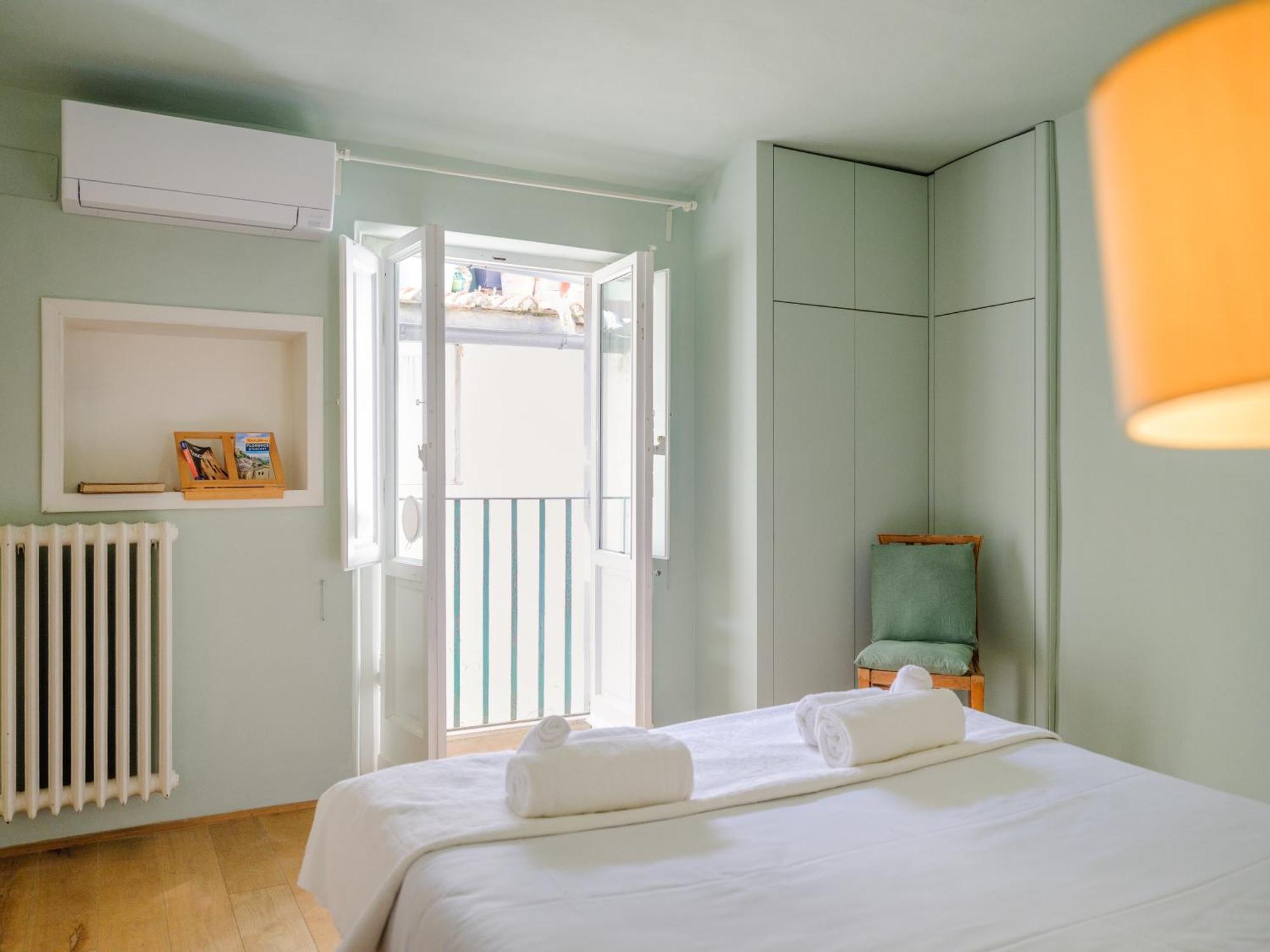 Apartment Nugolo Atelier - Light & Charm In Oltrarno *