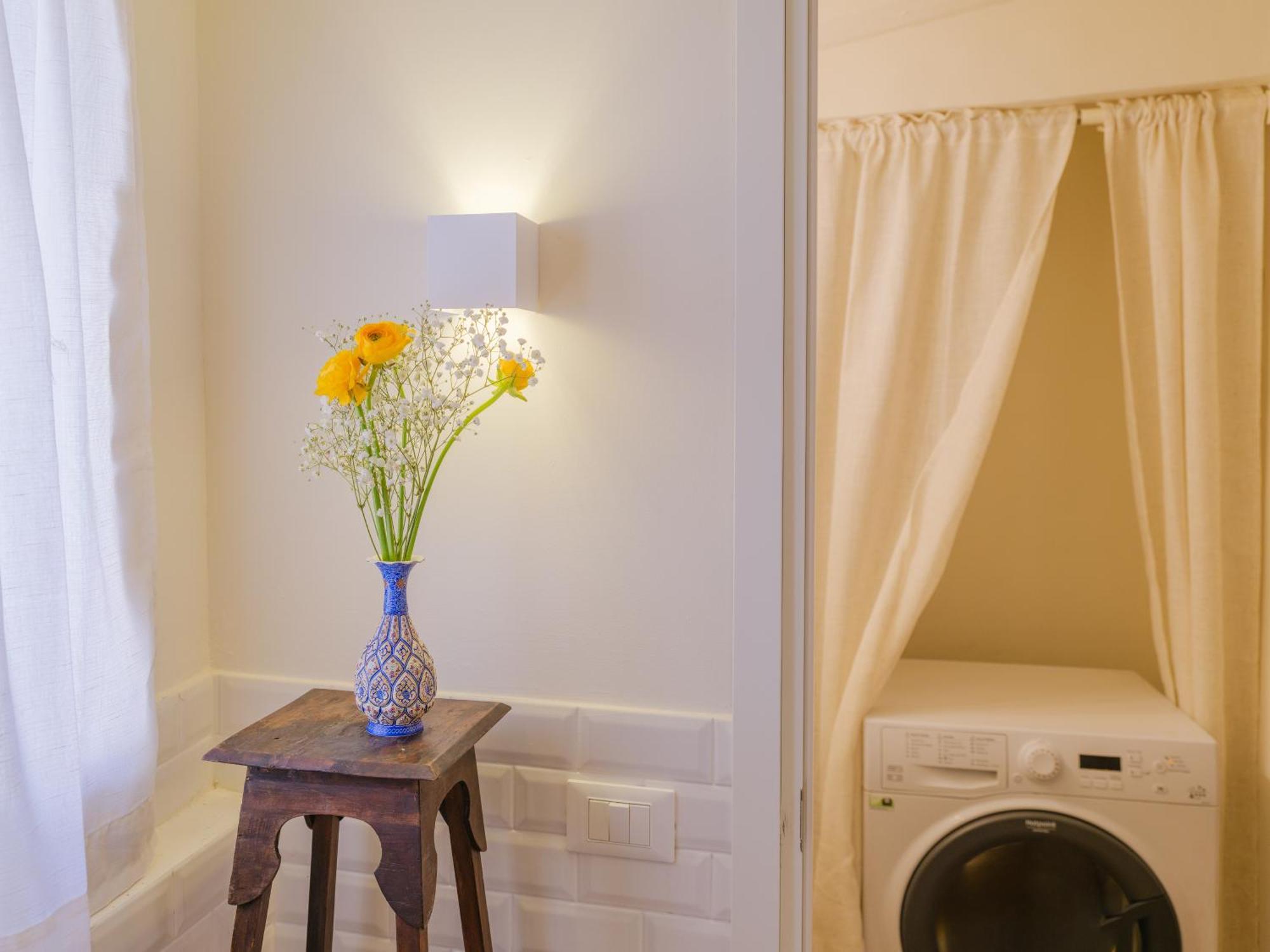 Nugolo Atelier - Light & Charm In Oltrarno Apartment Florence