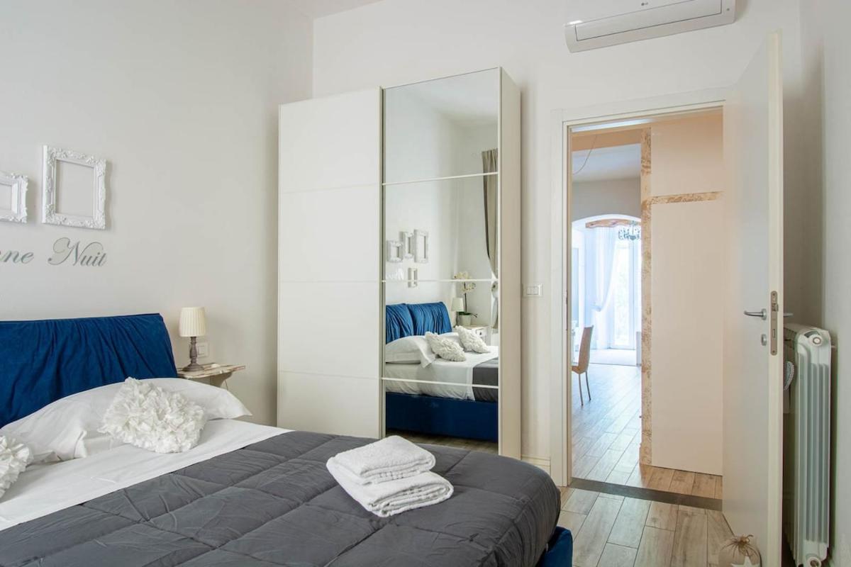 Stylish 2 Bedroom Flat - Garden Apartment
