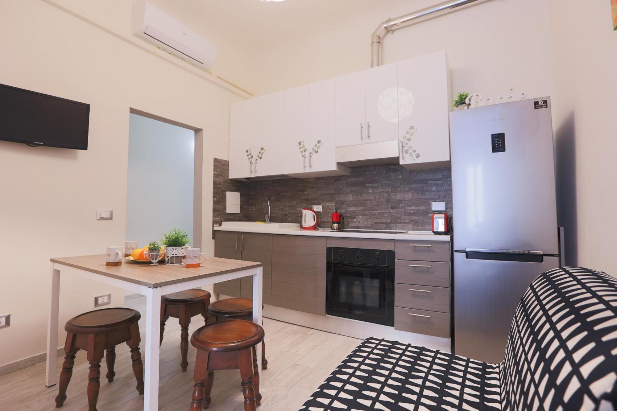 Stazione Rivadarno Apartment *