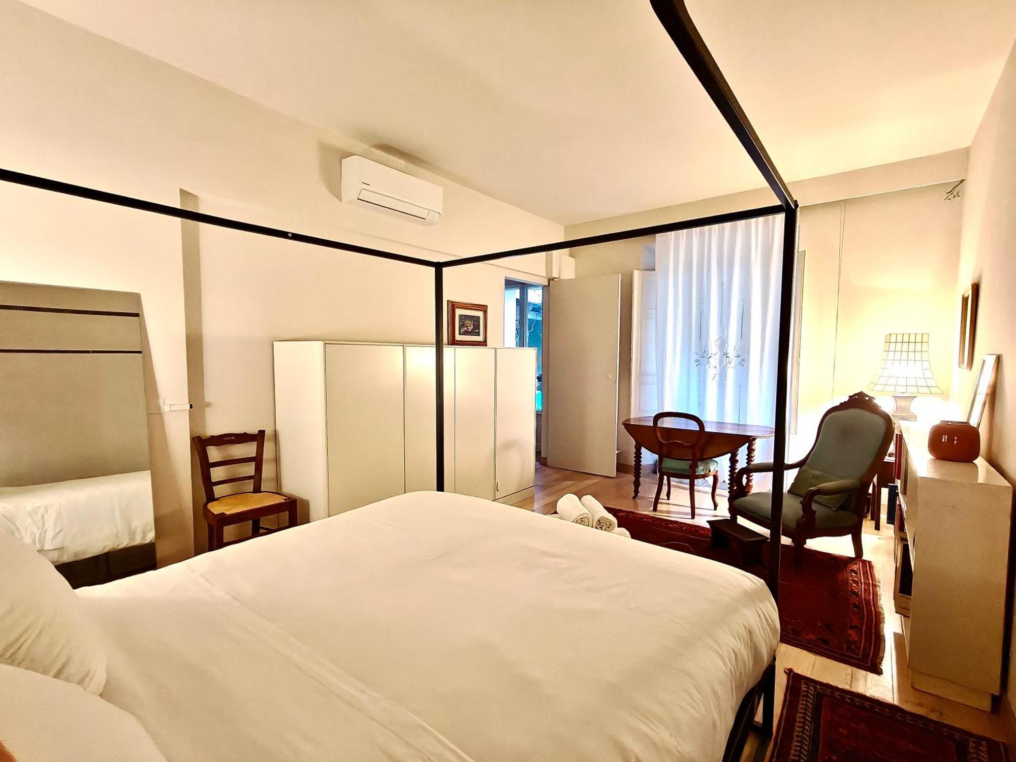 Apartment Mazzini Charming Getaway With Courtyard *