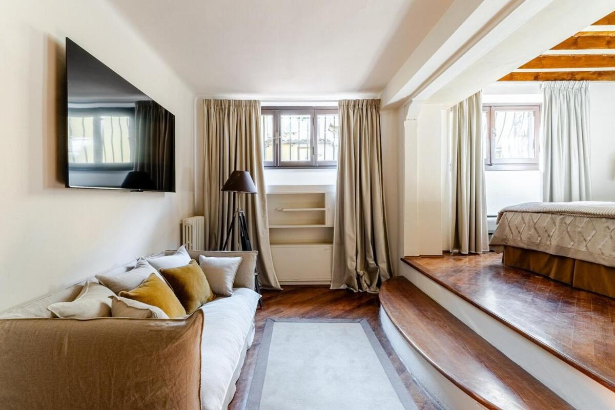 Albizi 25 Luxury Apartment