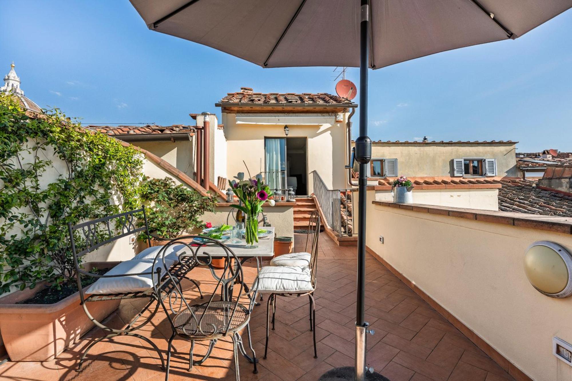Borgo Albizi Penthouse - 360 Terrace View