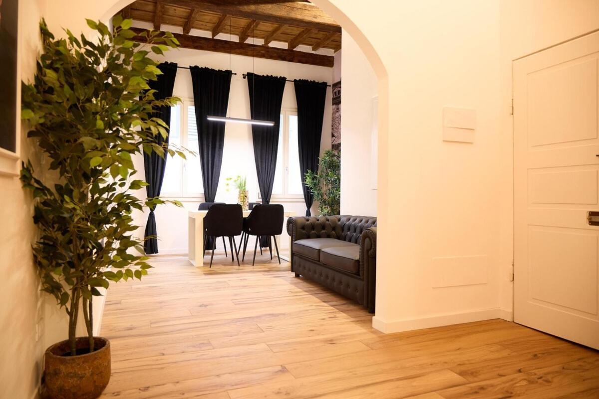 Santa Croce Stylish Appartement Florence