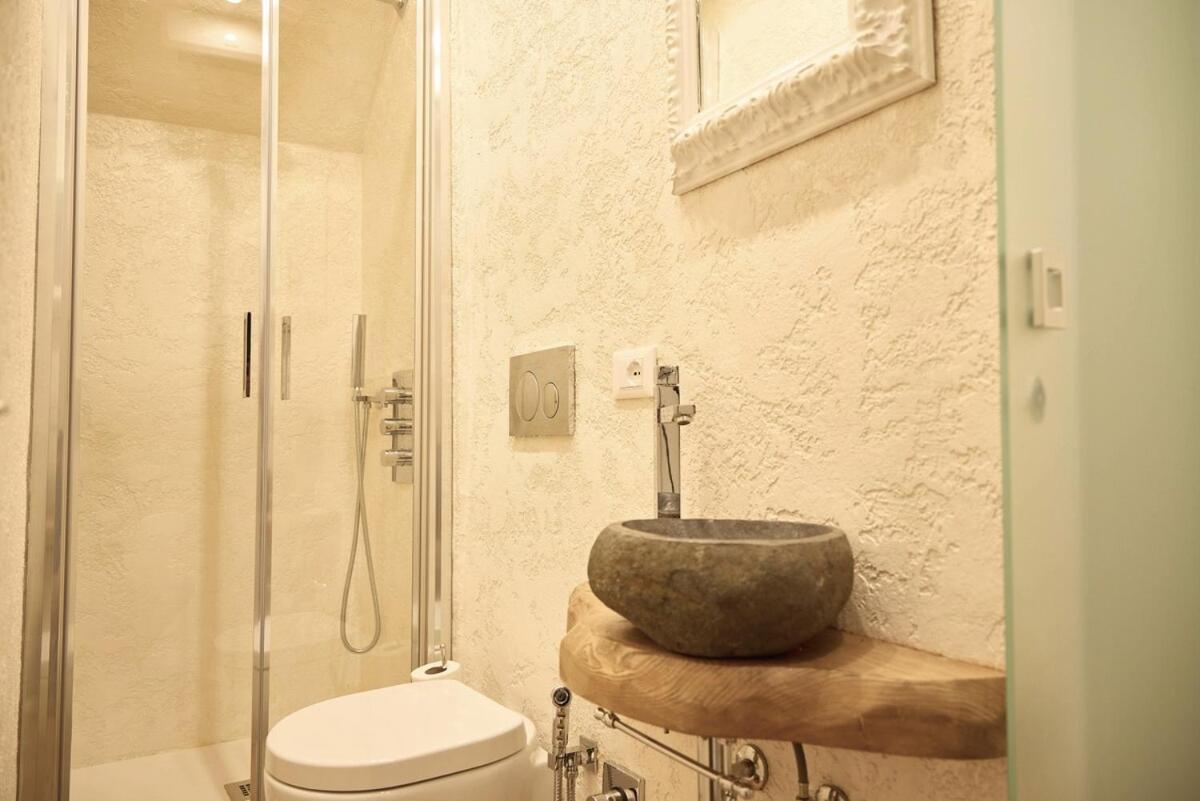 Santa Croce Stylish Apartment