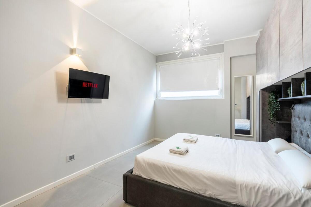 New - 2 Min Metro Batoni - Luxury Con Posto Auto