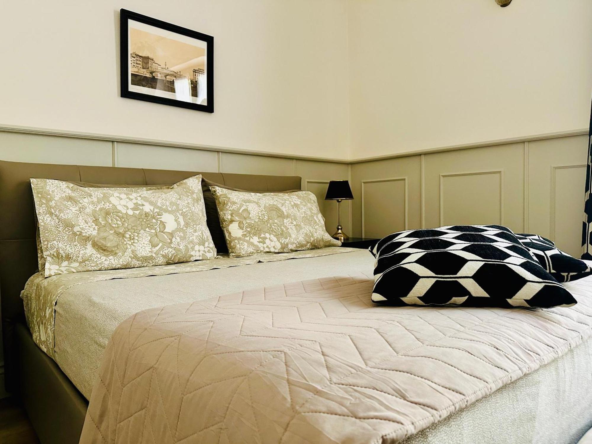 Guest house Cozy Room With Ensuite & Outdoor Space