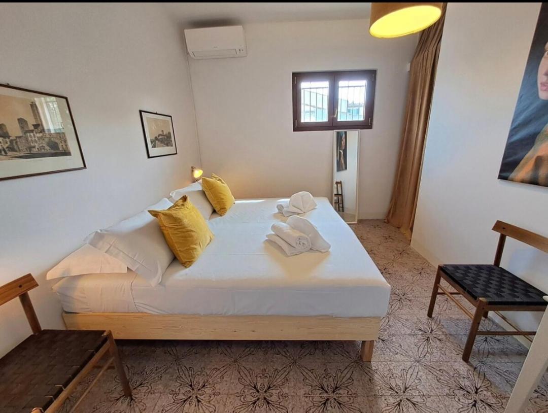 Leone Flat Apartment *