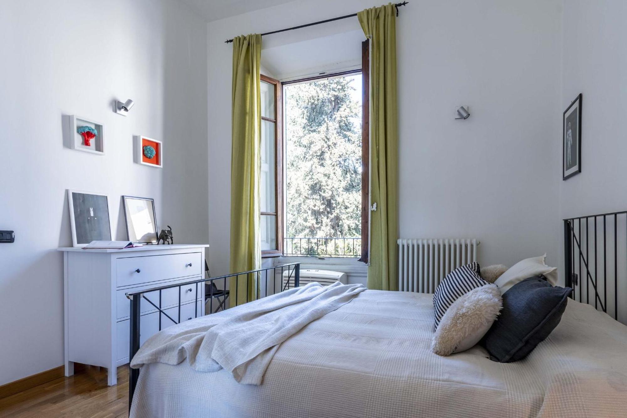 Italian Experience-green Florence